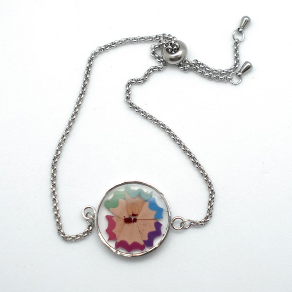 Pulsera de lápices de colores